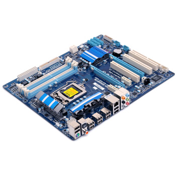 Gigabyte GA-P55-UD3, Intel P55 Express, S1156, PCI-E 2.0(x16), DDR3 2200, SATA 3Gb/s, SATA RAID, ATX