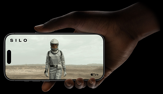 Battery life of the iPhone 17 Pro illustrated by Apple TV's Silo on the screen