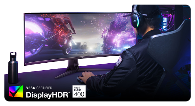 Lifestyle image using the ROG Swift PG49WCD