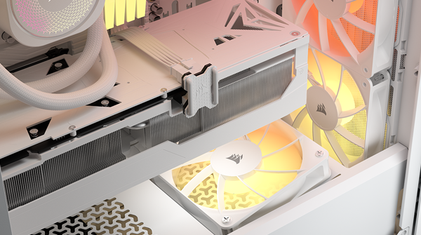 2 Fans positioned for direct airflow to GPU