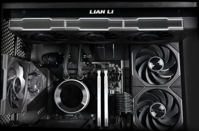 Lian Li Hydroshift II LCD-C inside a case showing a neat, tidy cable arrangement using the side-mounted tube design