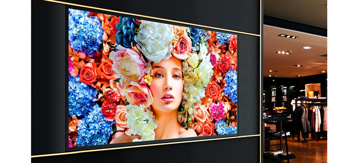 4K UHD display