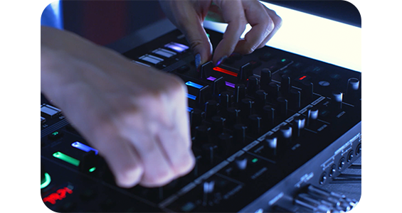 roland tr-8s