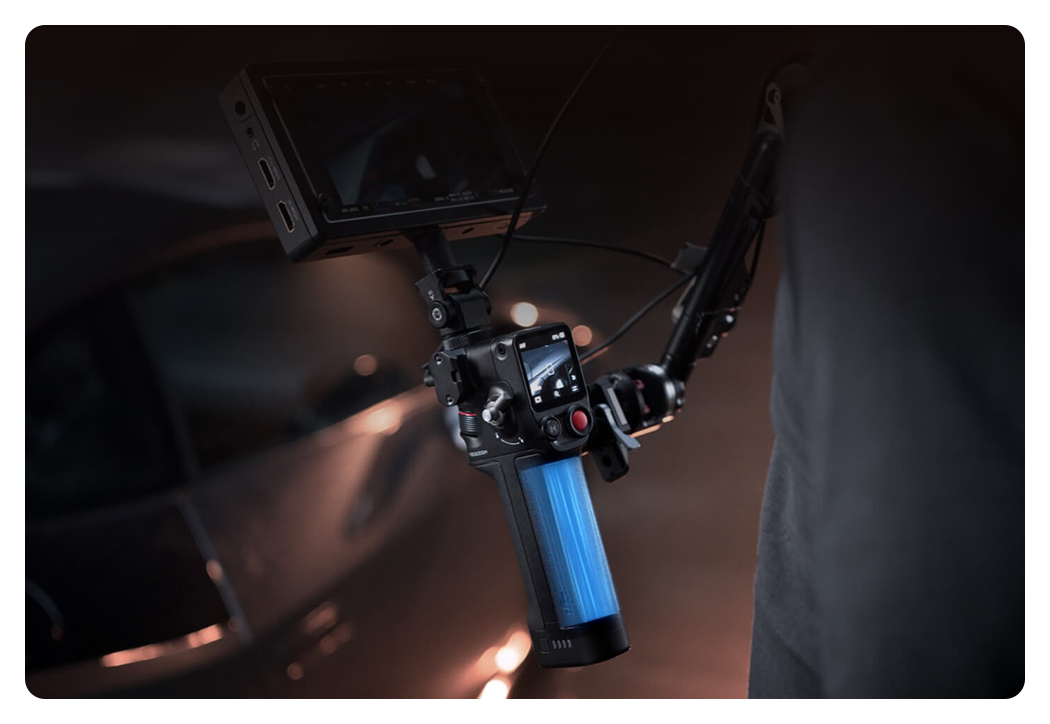 close up of the dji focus pro grip