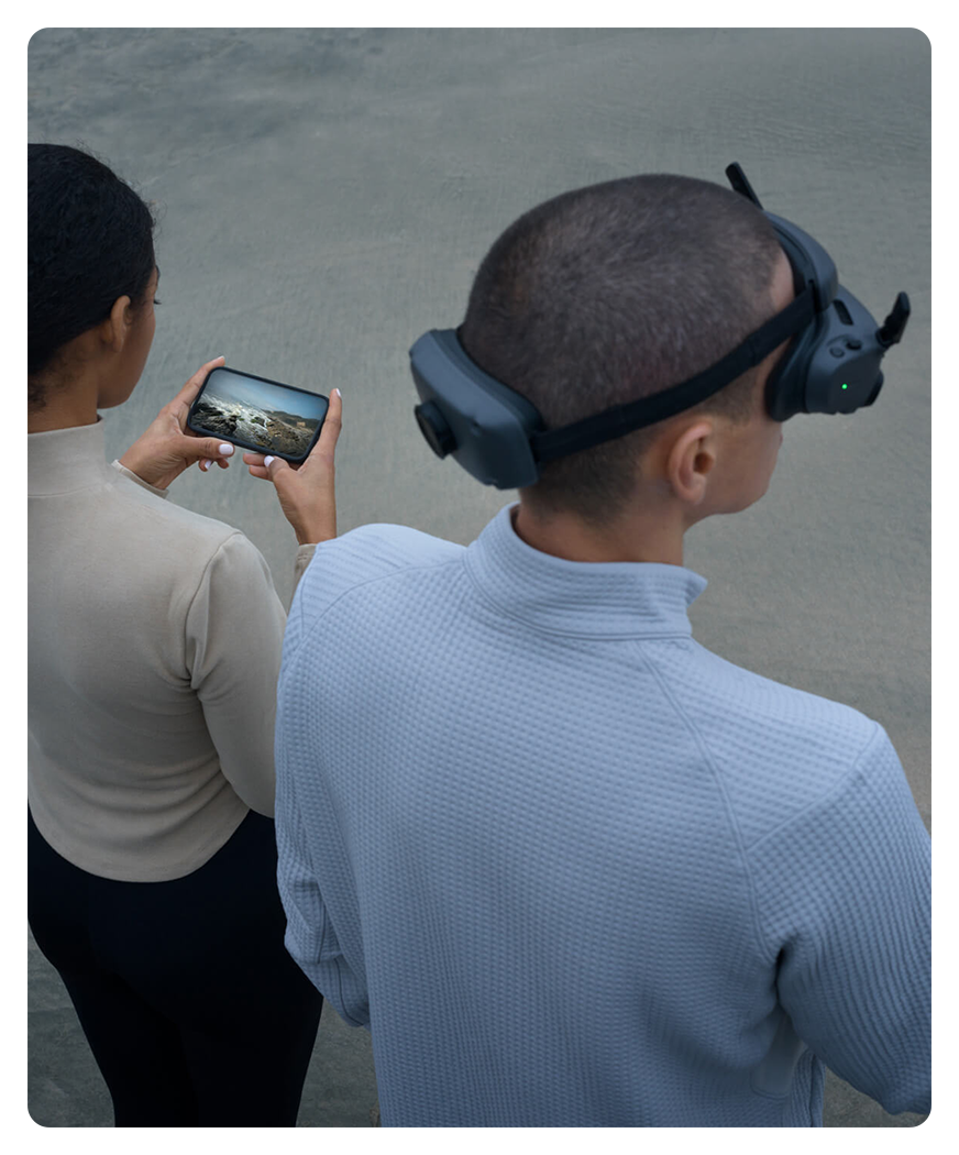 feed from the dji goggles 3 streaming to a smartphone