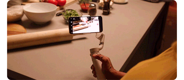DJI OM5 Sunset White Smartphone 3-Axis Gimbal