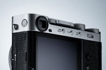 Photograph of Fujifilm X-E5 rear screen and evf