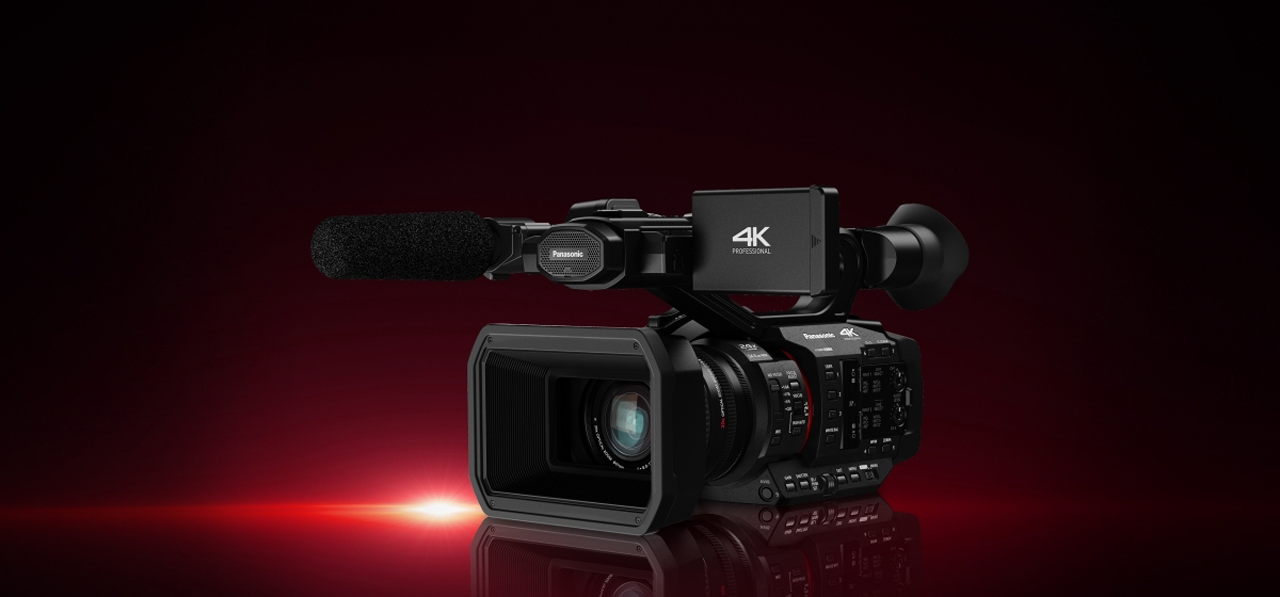 Panasonic - 'HC-X2'