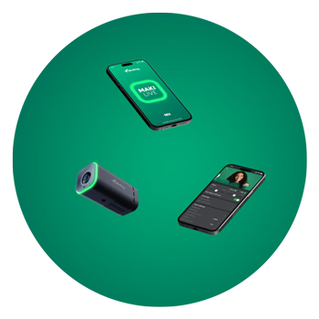 maki live with mobile phones on a green background