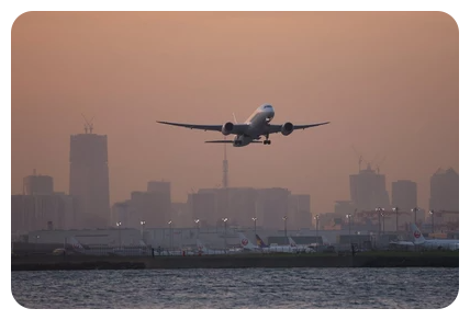 photo of a plane suring take off taken on the canon r6 mark ii