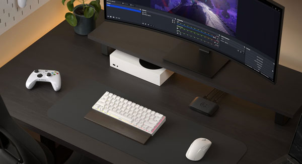 Xbox connected to Elgato Game Capture 4K S and PC