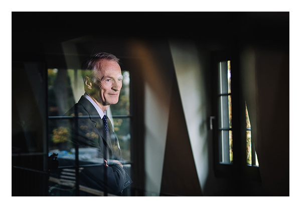 sample image of the reflection of a man taken with the fujifilm 35mm 1.4 lens