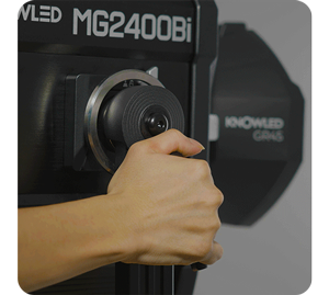 Person pulling MG2400Bi single hand lock mechanism