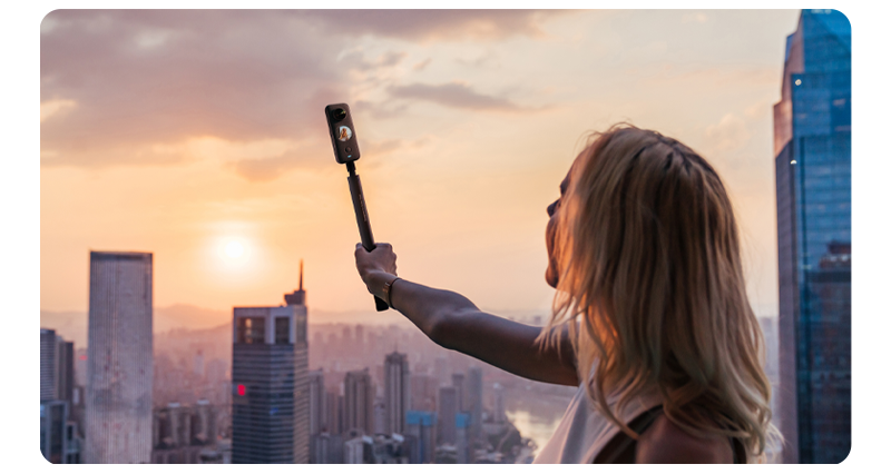 Insta360 X2