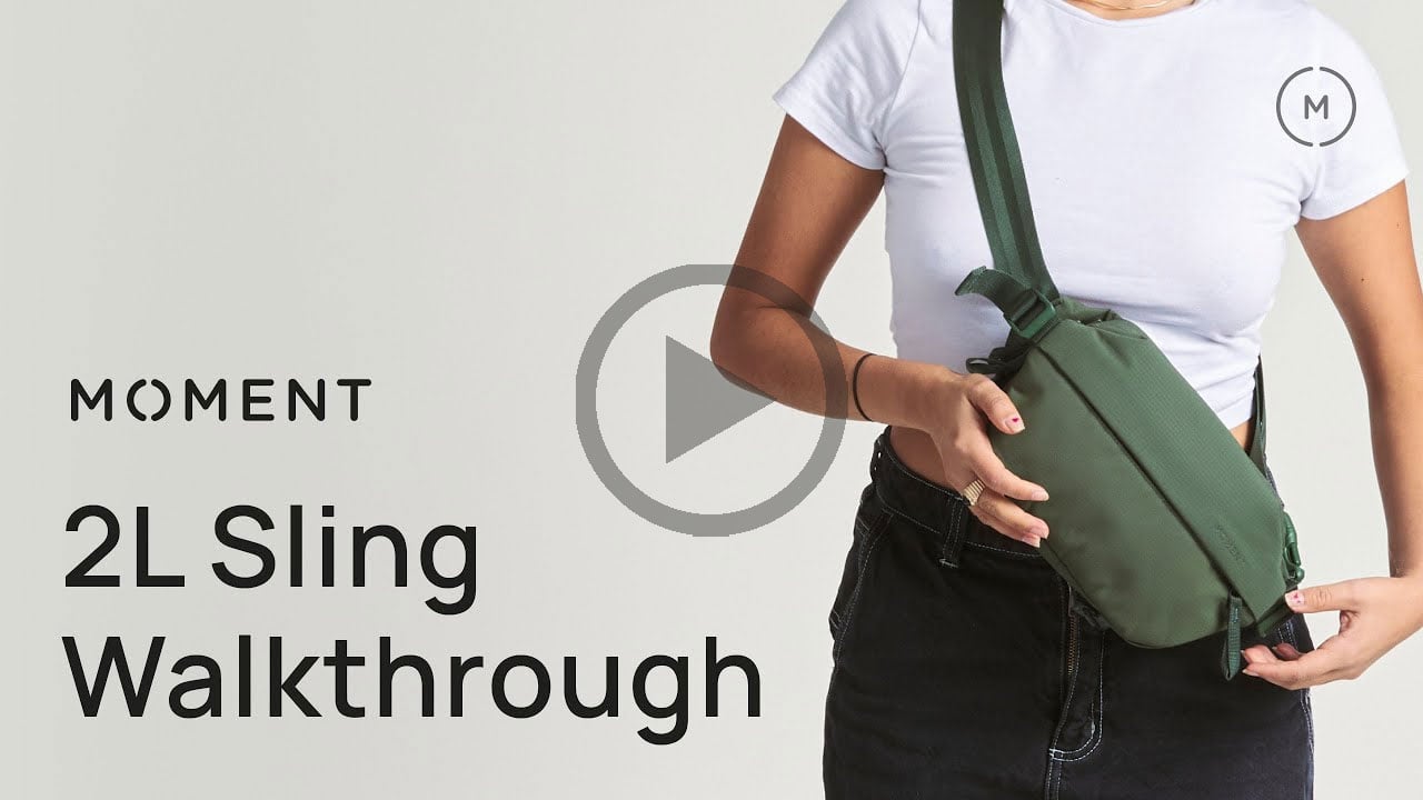 video thumbnil showing someone about to open the sling bag for a walkthrough