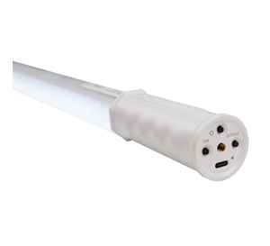 PavoTube T8-7X handle showing control buttons and USB-C connection