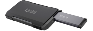 SanDisk Professional PRO-BLADE SSD Mag slotting into pro Blade Transport