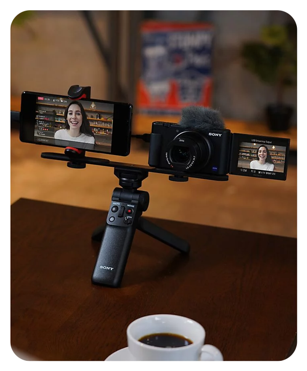 Sony ZV-1 Vloging setup with smartphone video stream preview
