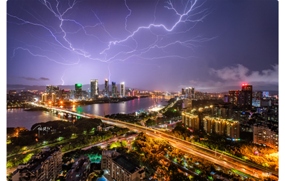 TTArtisan 10mm F2 ASPH sample image of Singapore night skyline with lightning striking in the background
