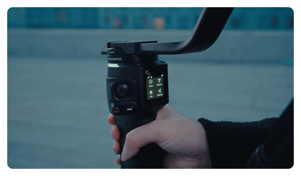 Zhiyun Crane 4