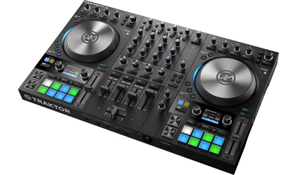 Native Instruments Traktor S4