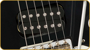 EVH - Striped Series '78 Eruption (White with Black Stripes Relic)