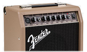 Fender - Acoustasonic 15