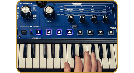Novation MiniNova
