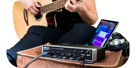 Steinberg - 4 x 2 USB 2.0 Audio Interface