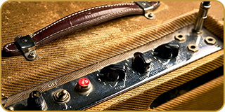 Universal Audio - Stereo Amplifier Simulator with 3 Boosts