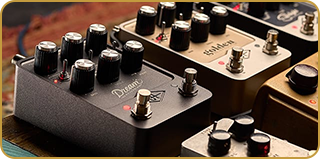 Universal Audio - Stereo Amplifier Simulator with 3 Boosts