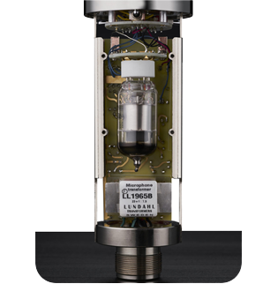 Warm Audio - WA67