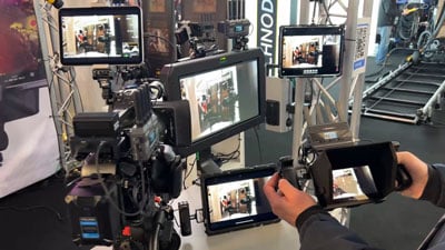 multi-screen monitoring using the accsoon cineview he
