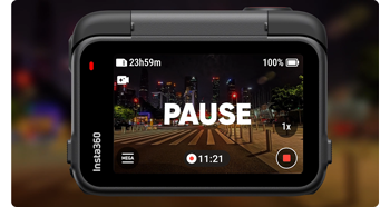 isnta360 ace pro 2 action camera with preview of street and word pause across centre of screen