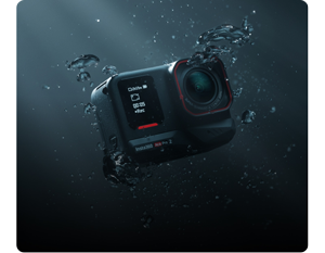 insta360 ace pro 2 action camera under water