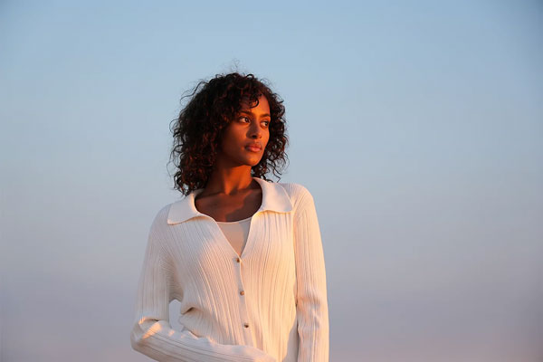 sample image of a woman looking into the distance taken with the Sony Alpha 6700