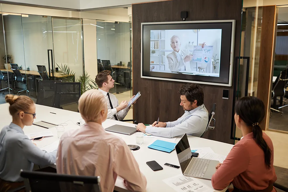 Corporate collaboration and meeting spaces
