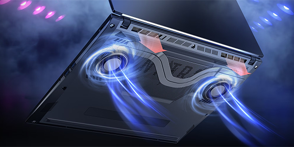 Under side of the Nitro V laptop, with illustration of dual-fan cooling system.