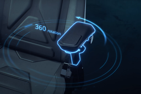 ROG Courser Armrest with arrowed circle illustrated around to highlight 360 degree rotation.