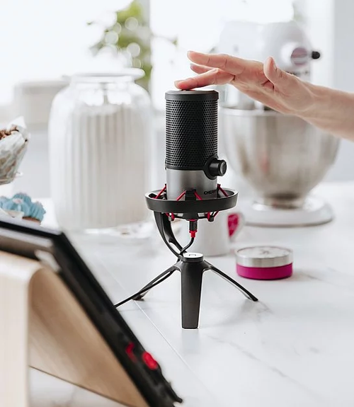 image of CHERRY UM 6.0 ADVANCED, Black/Silver Desk Mic
