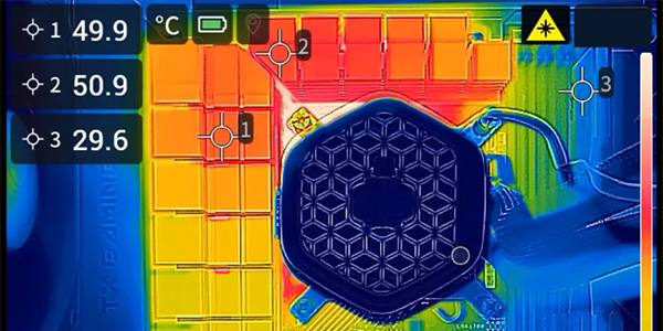Thermal image of motherboard with MasterLiquid ATMOS installed.