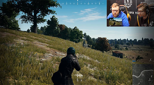 PUBG gameplay with on-screen PIP/PBP feature active.