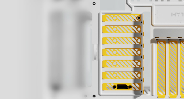 4 vertical graphics + 7 half-height PCIe slots.