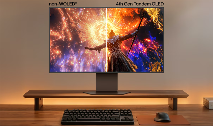 Cinematic supernova gameplay on desk with split screen quality difference