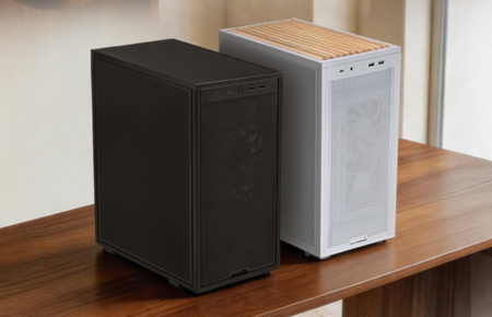 case in vertical mode on desk