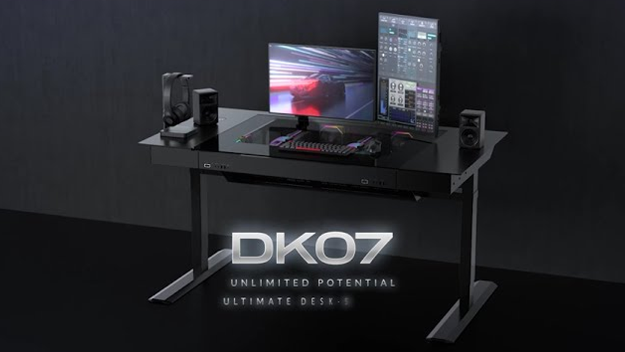 Thumbnail of DX07 desk with full desktop system on top