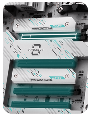 x4 PCIe x16 Slots