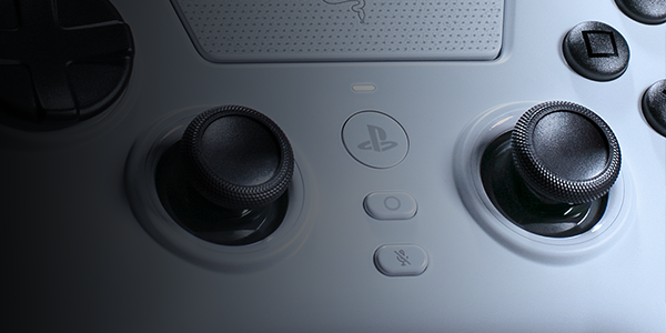 Close up view of Razer Raiju V3 Pro PS5 sticks.