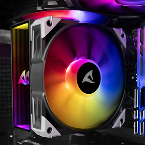 Close up of the RGB PWM fan