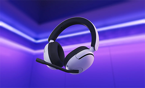 Image of the headset on a purple background